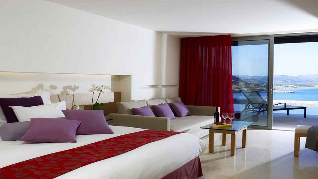 Junior Suite with Shared Pool  